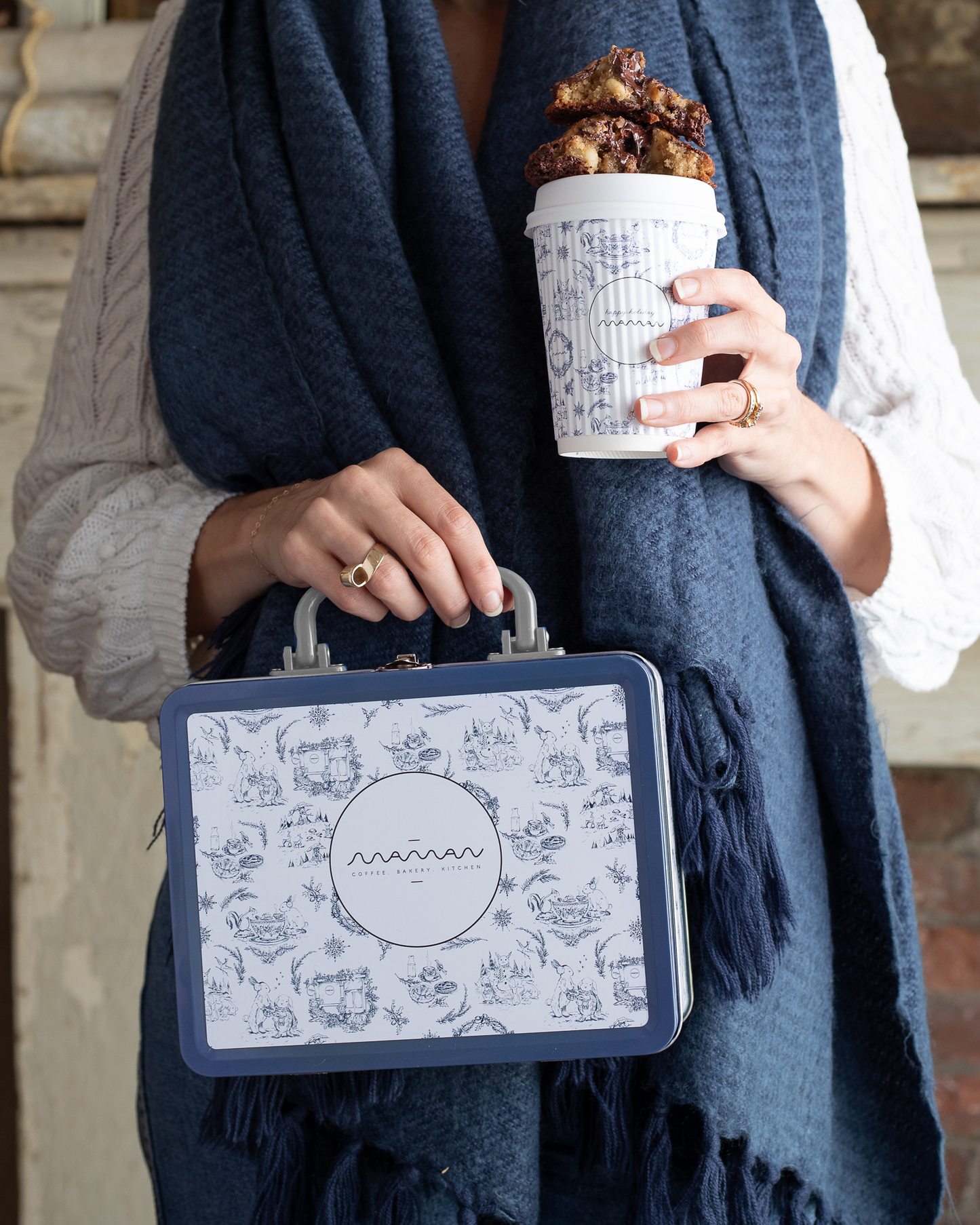 {limited edition} maman tin lunch box