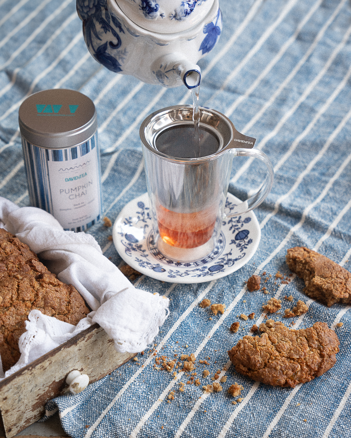 {maman x DAVIDsTEA} perfect mug with infuser and lid