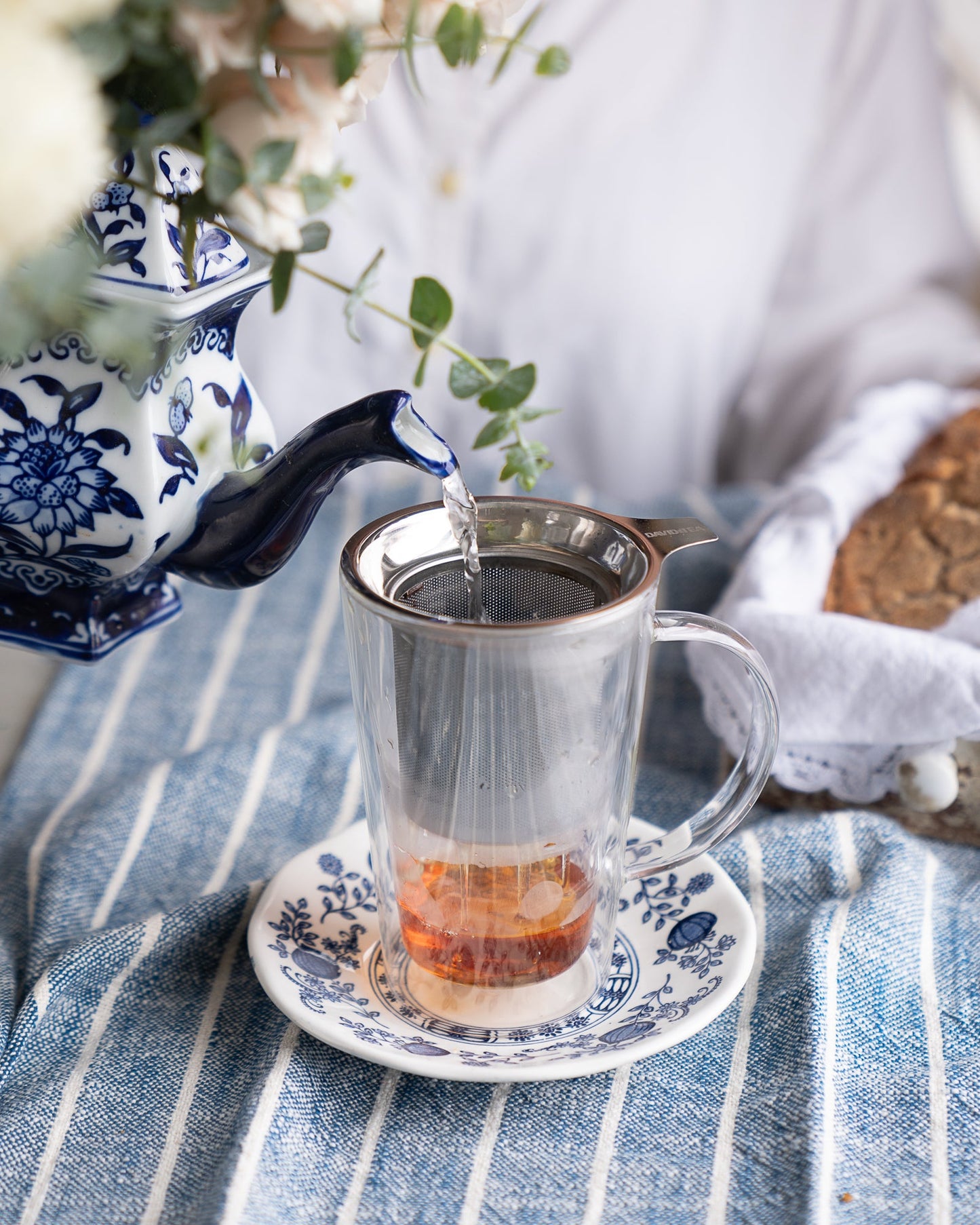 {maman x DAVIDsTEA} perfect mug with infuser and lid