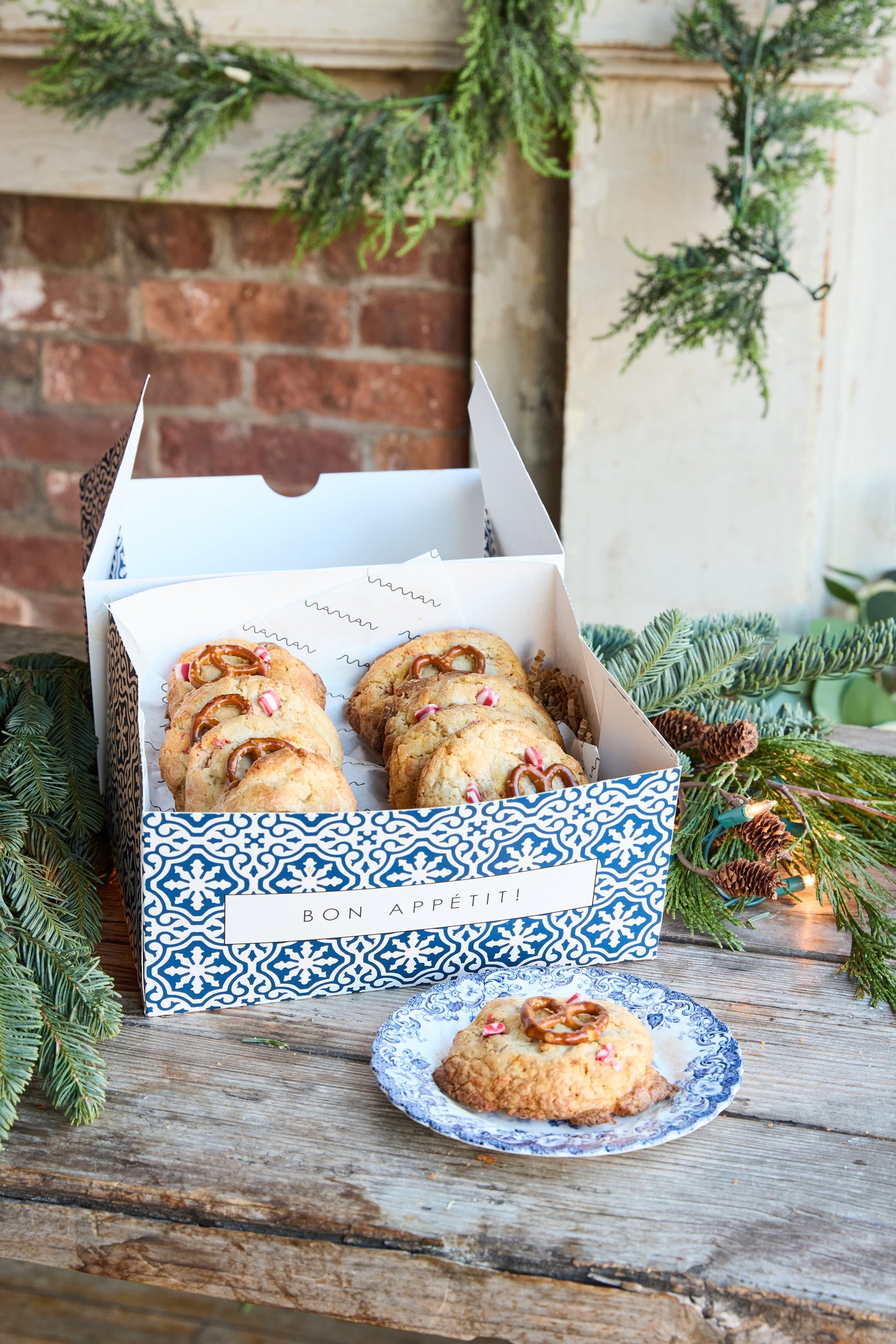 winter cookie gift box