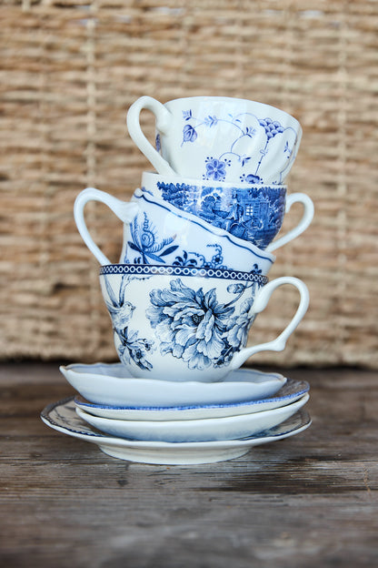 ensemble tasse à thé et soucoupe