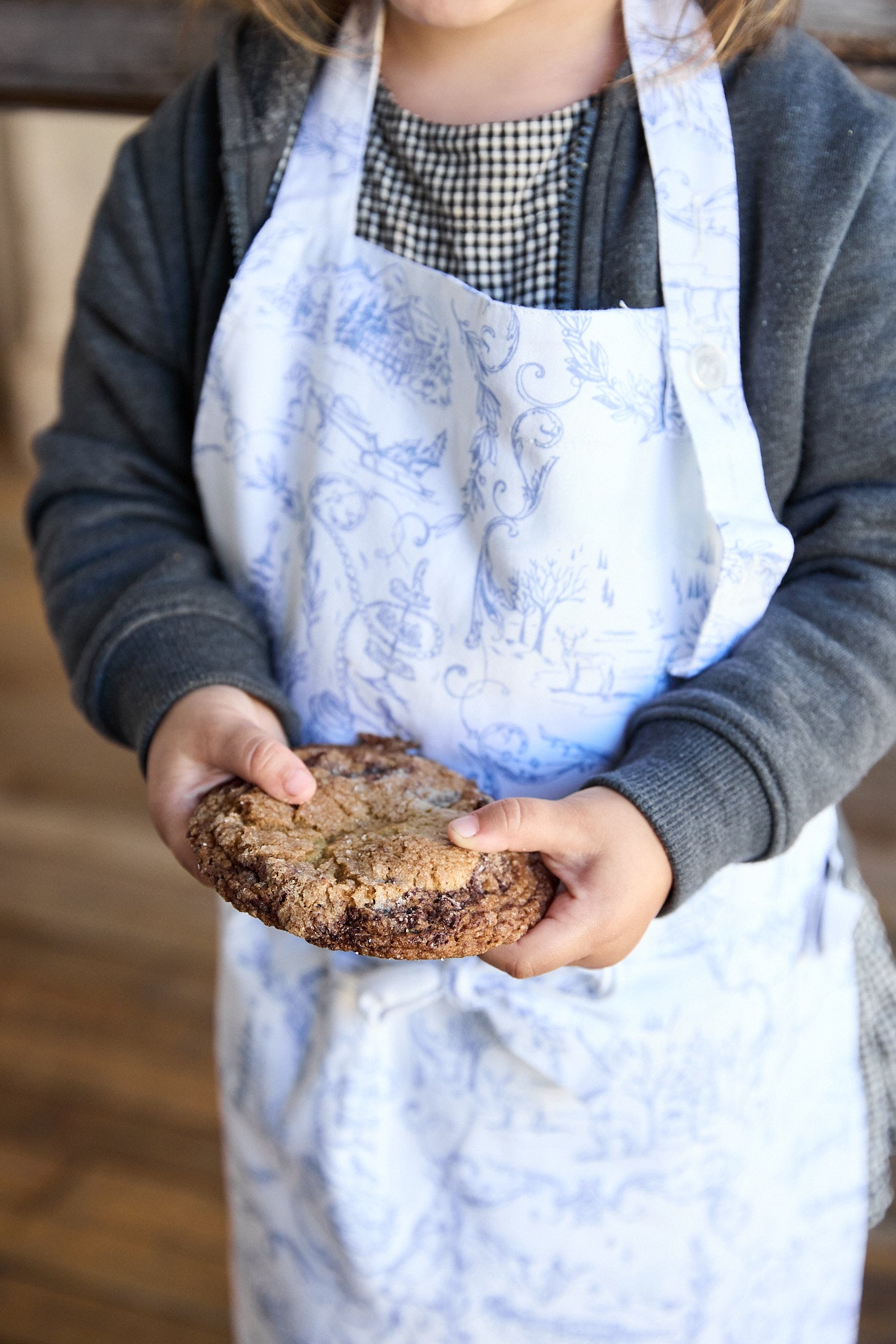 {petite plume x maman} alpine toile kid's apron