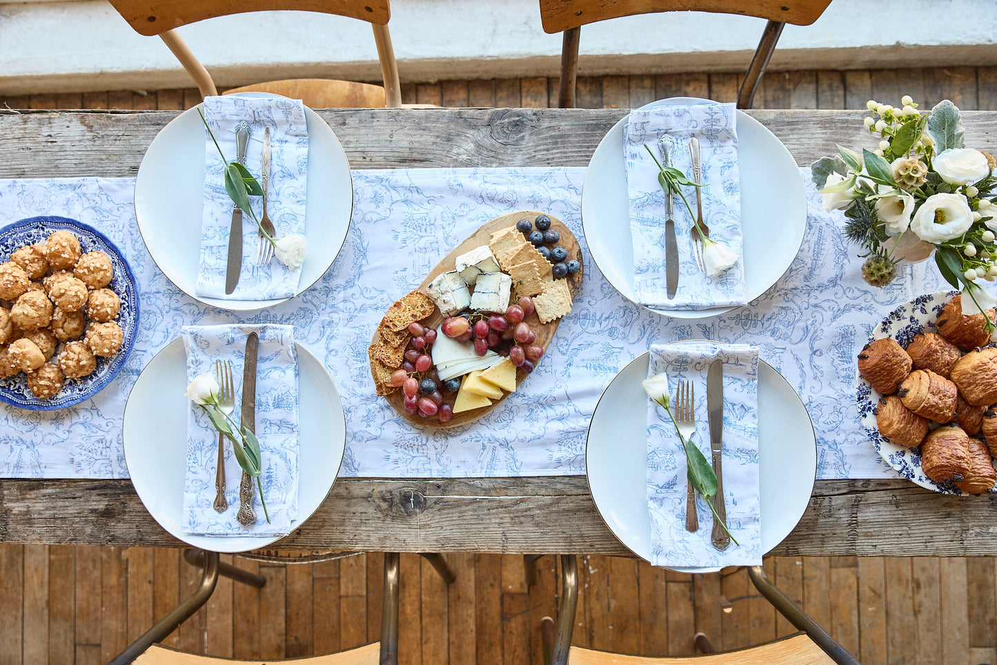 {maman x petite plume} alpine toile table set bundle