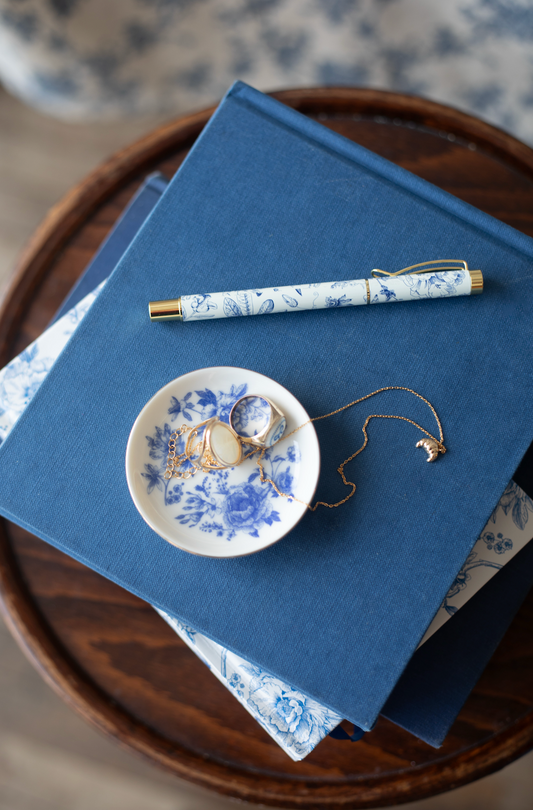 blue delft jewelry dish