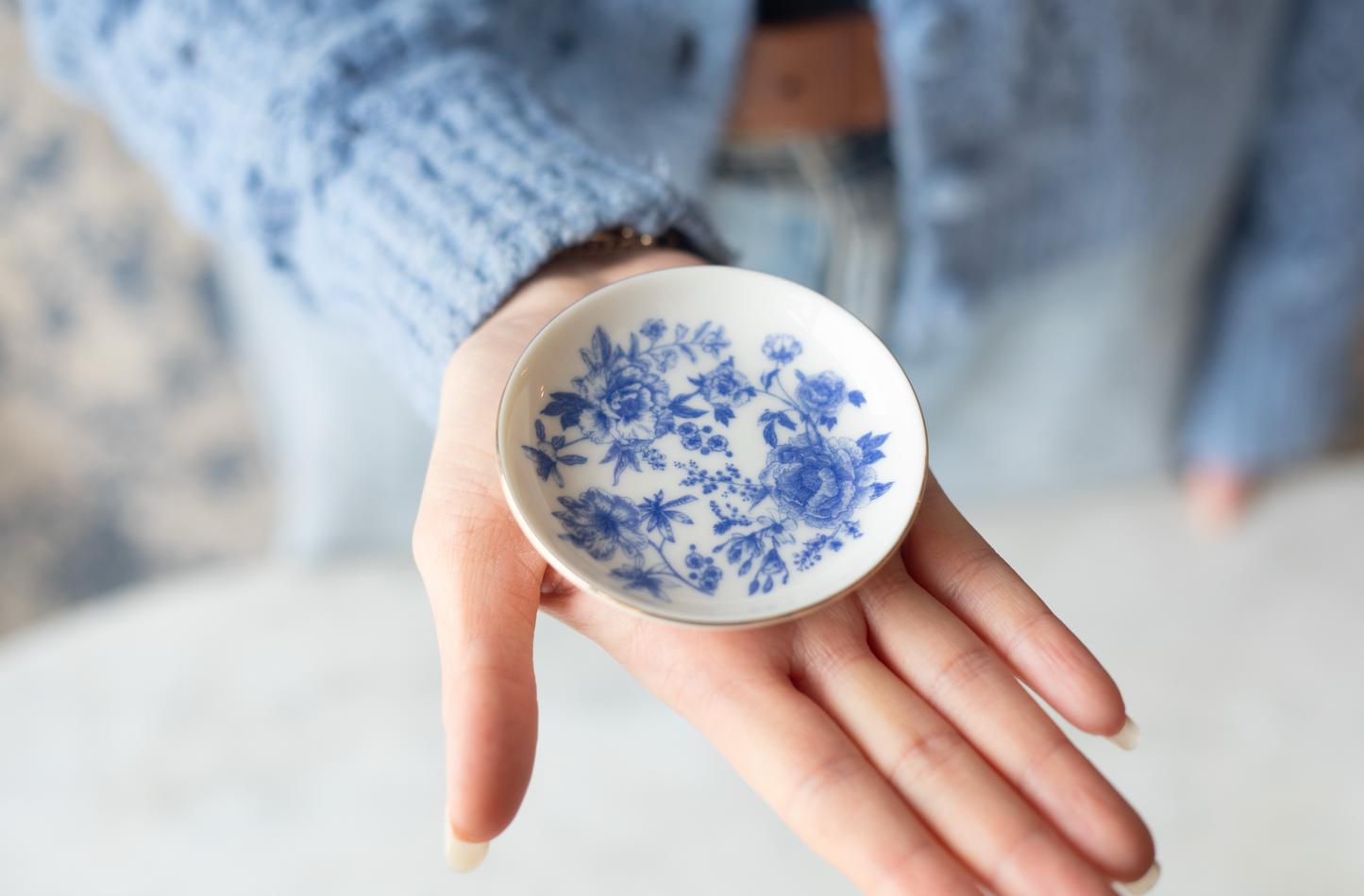 blue delft jewelry dish
