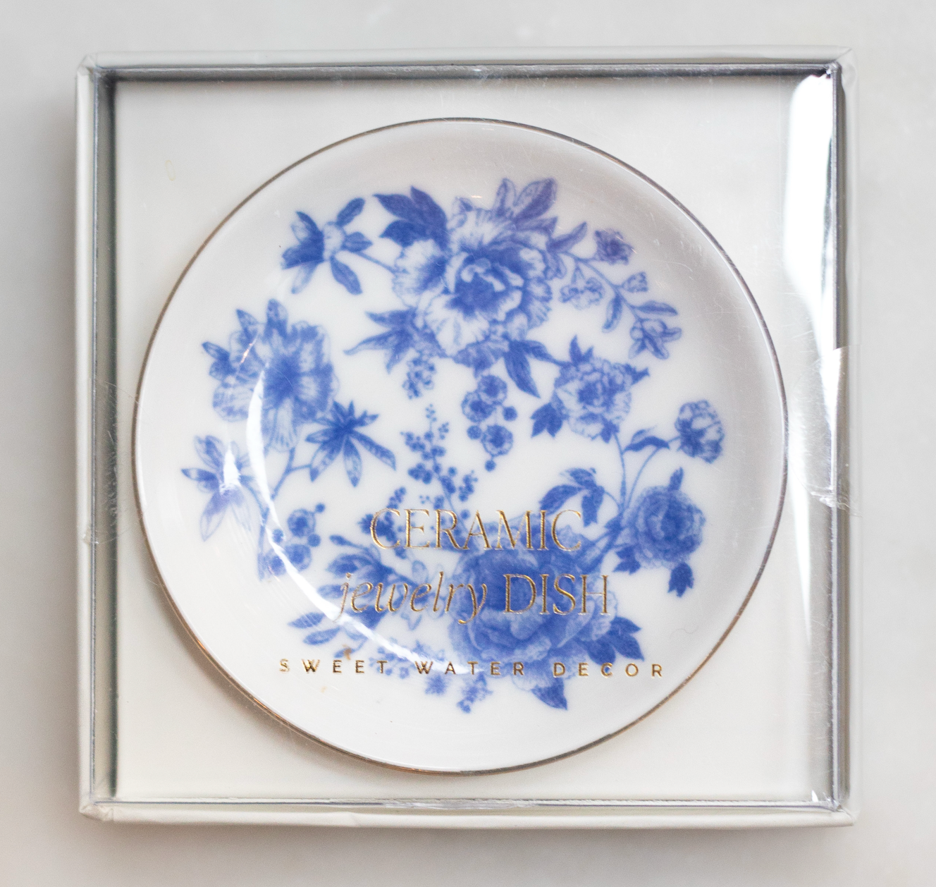 blue delft jewelry dish