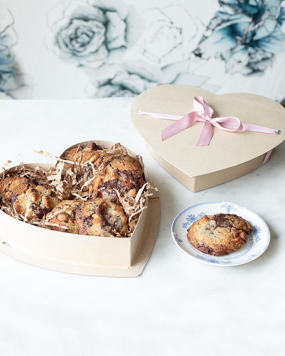 heart cookie gift box