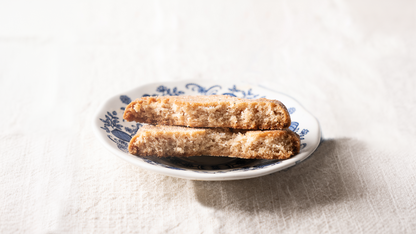 libro de cocina y galletas de mamá