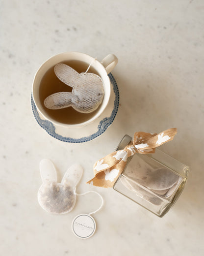 bunny tea {hazelnut croissant rooibos}